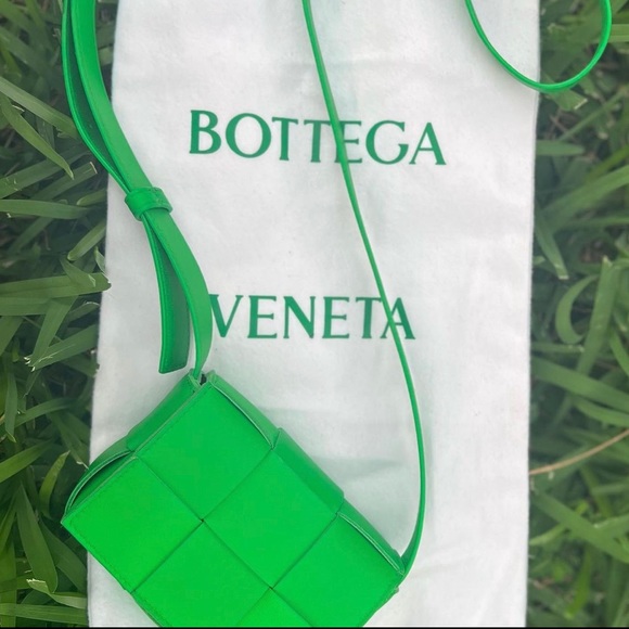 Bottega Veneta Mini Bag - Picture 1 of 4